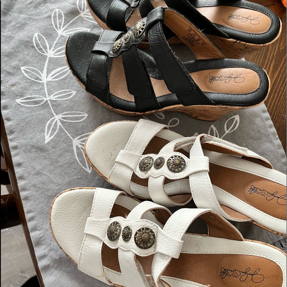 2 Pair of Jacqueline Smith Womens Dress Shoes